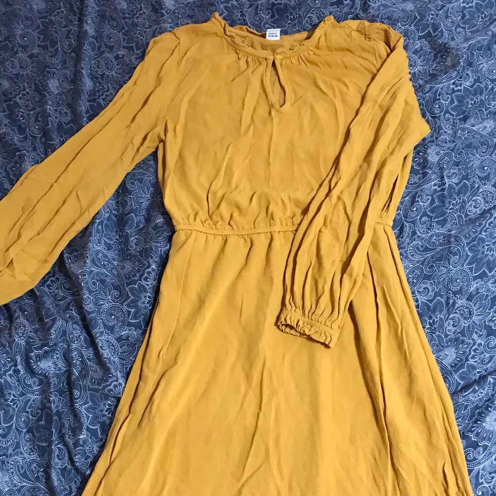 Old navy mustard color dress size xs, fits small